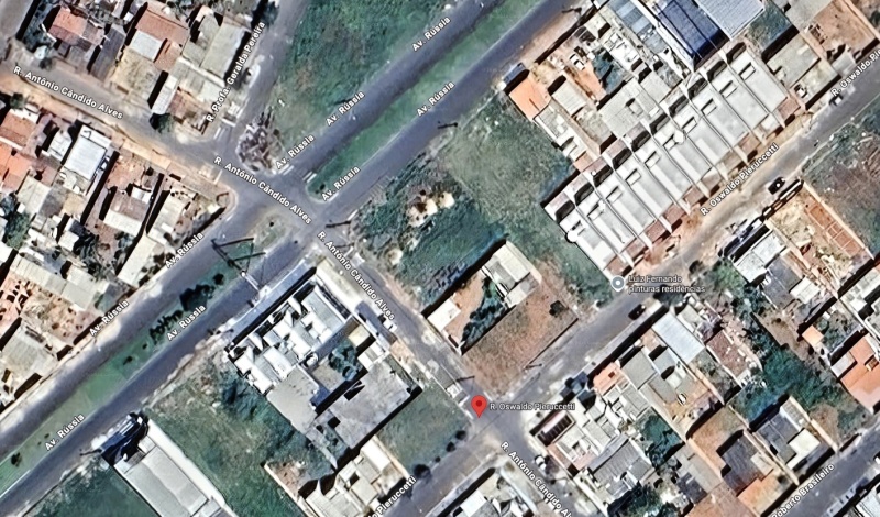 Lote 001-3 Terreno Urbano na Av. Russia, Bairro Serra Negra em Patrocínio/MG