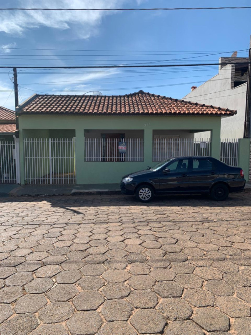 LOTE 001 LEILÃO JUDICIAL - Casa alvenaria de 50,00 metros de área construída - Reginópolis/SP