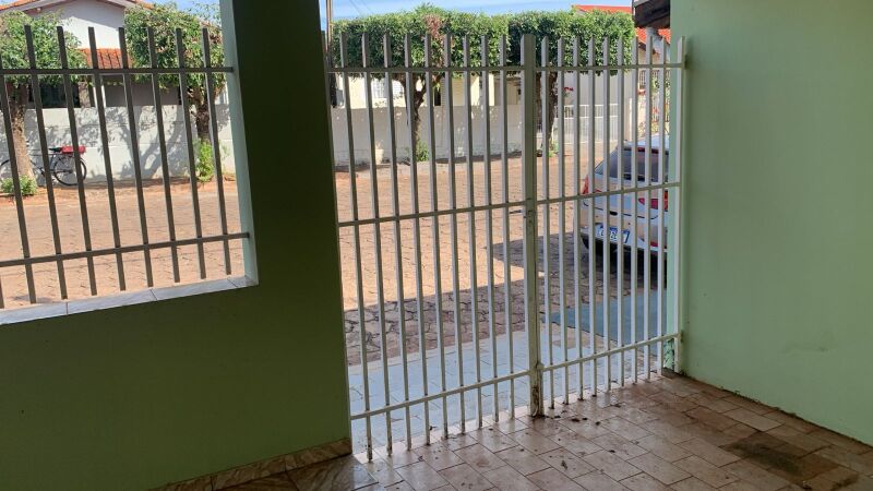 LOTE 001 LEILÃO JUDICIAL - Casa alvenaria de 50,00 metros de área construída - Reginópolis/SP — foto 3