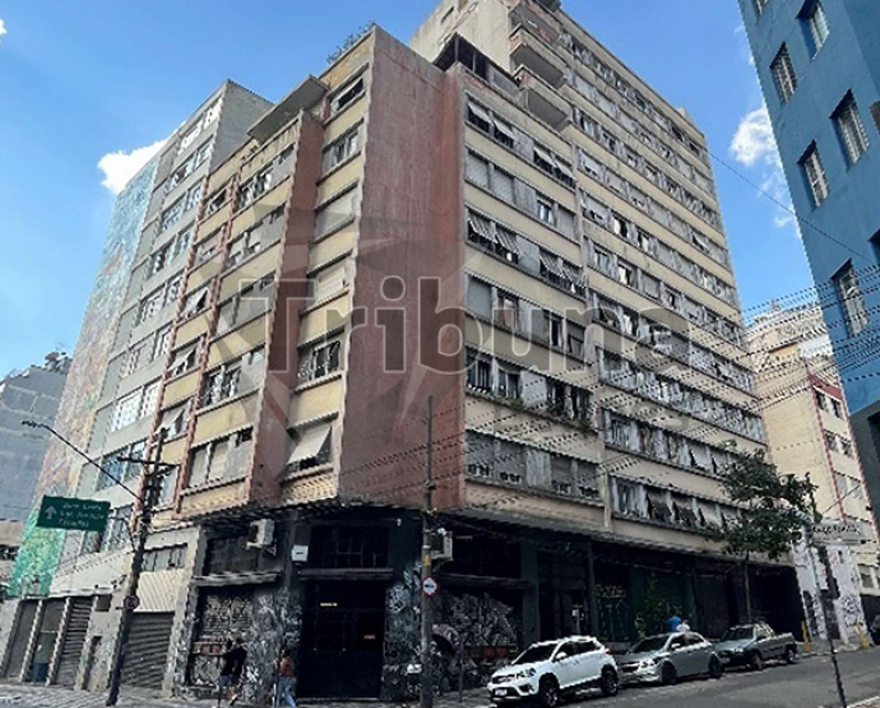 LOTE 001 Apartamento no Edifício Harold