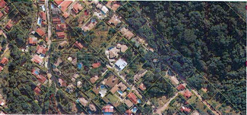 LOTE 005 Terreno Localizado na Rua Eunice Borges do Rego, 276 · Veloso (lado sul)