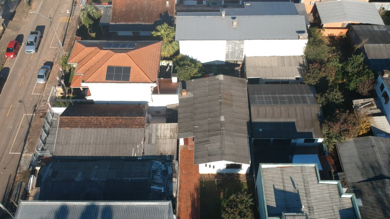 LOTE 702 UM LOTE DE TERRENO, constituído de parte do lote nº 17, com a área de 400,00m² + Benfeitori — foto 4