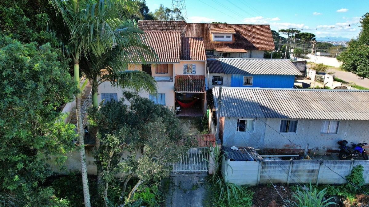 Imóvel Residencial na Rua Vicente Spisla, Santa Cândida — foto 5
