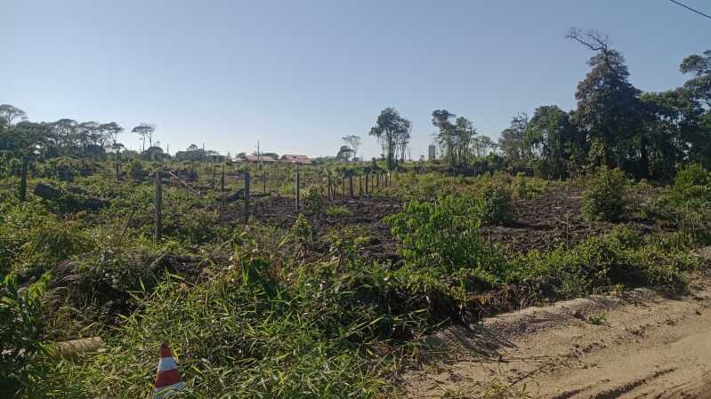 LOTE 001 UM TERRENO, sem benfeitorias, situado no lugar Barra do Sul, zona urbana do Distrito e Muni — foto 4