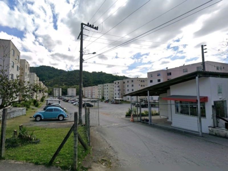 Lote 001 Apartamento (Desocupado) com Box no Bairro Progresso em Blumenau/SC