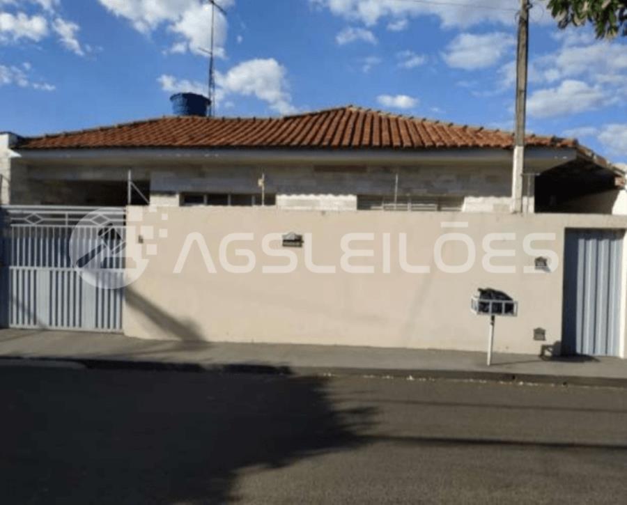 NUA PROPRIEDADE - Imóvel Residencial com 100,90m² A.C., 120,00m² A.T. RESID. 100,90m² AC, 120,00m² AT - CENTRO - BIRIGUI/SP — foto 3