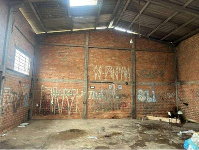 Terreno de 489,68 m² e barracão de 300m², Rua Constância Wolf, 100,Tanguá, Almirante Tramandaré/PR - Massa Falida Likakal Ind Eletrônica — foto 4