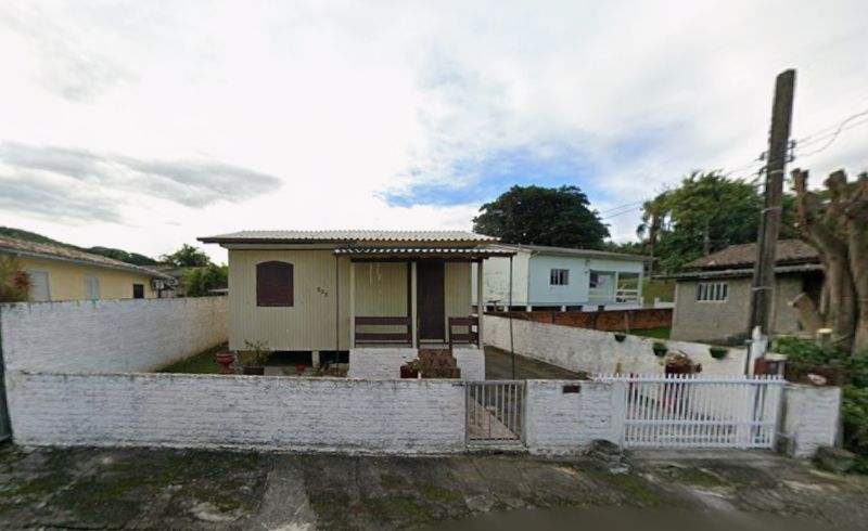 Casa de Madeira em Criciúma - B. Argentina