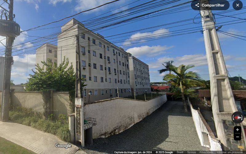 Apartamento - “Parque Jardim do Rouxinol”