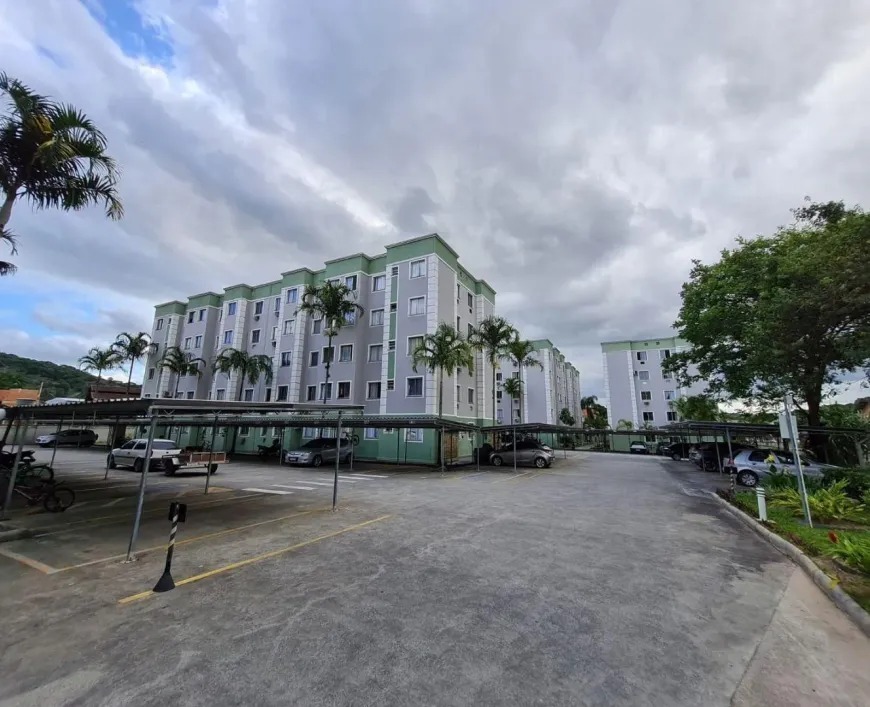Apartamento 2 Quartos + Garagem No Residencial Spazio Juventus Bairro Boehmerwald Joinville-sc