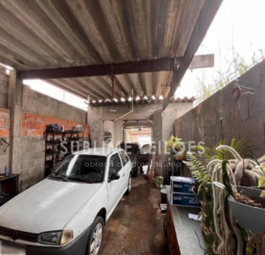 Terreno de 300m² | Constr. de 373m² 5 Casas em Suzano — foto 2