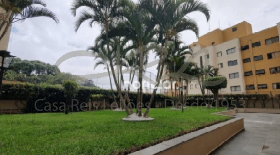 Apto - R. Rubens de Souza Araújo, 346 - Vila Mangalot Apartamento na Vila Mangalot por 50% do preço