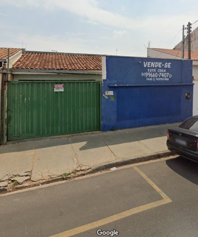 LOTE 001 CASA RESIDENCIAL ou COMERCIAL localizada na Rua XV de Novembro na cidade de Catanduva/SP