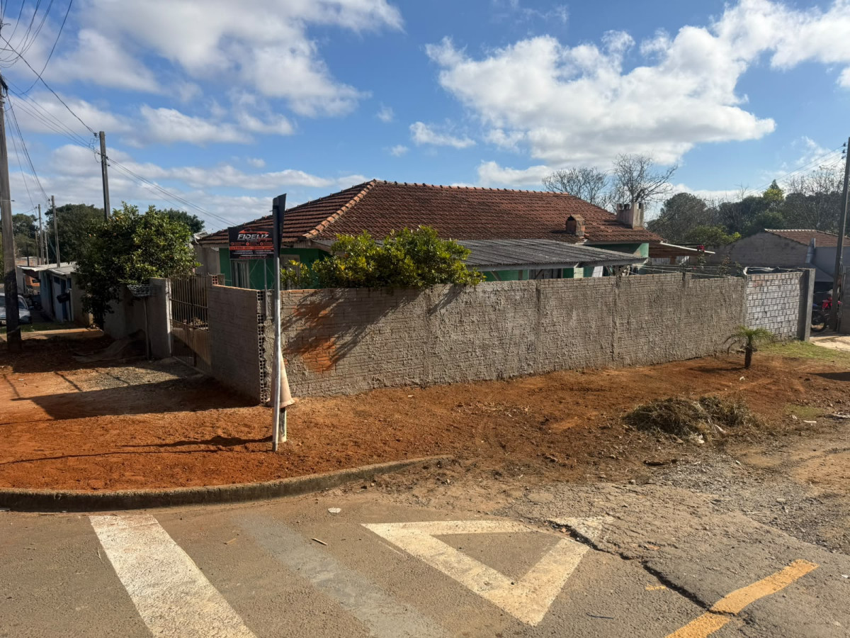 Imóvel com 495,00m² em Ponta Grossa - PR