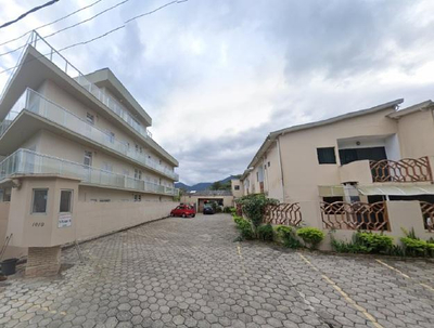 Apartamento, A.U. 25m², A.T. 86m², Cond. Maranduba Ville I, Maranduba