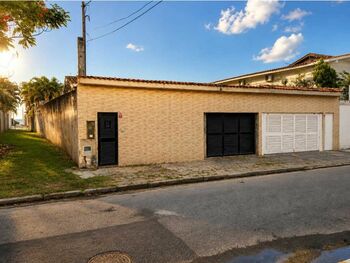 Leilão judicial de Casa em Guarujá/SP - Jardim Virgínia
