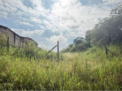 Parte ideal medindo aproximadamente 2.400m², Rua Antônio Cionek, Contenda/PR - Massa Falida de PROFERCO Prod Fertilizantes Contenda — foto 2