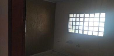 Terreno Urbano n/cidade, de 240,00 m², localizado no Bairro Lapinha, na cidade de São Francisco, MG — foto 2