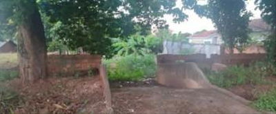 Terreno sem benfeitorias, com área de 300,00 m², localizado à Rua Bernardino de Campos, n° 1.562, Centro, na Cidade de Pérola/PR