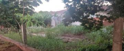 Terreno sem benfeitorias, com área de 300,00 m², localizado à Rua Bernardino de Campos, n° 1.562, Centro, na Cidade de Pérola/PR — foto 5