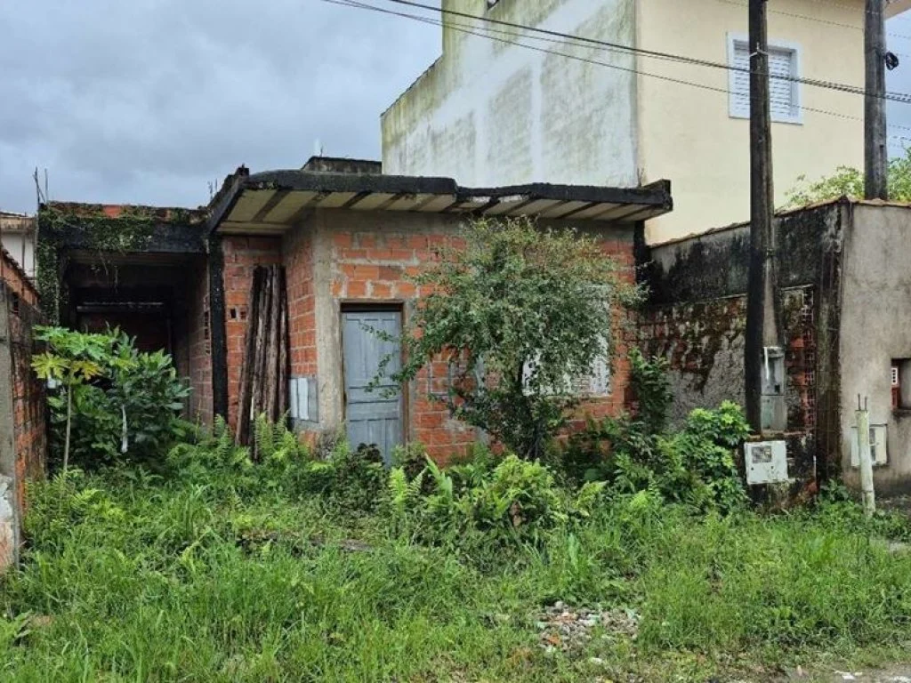 Casa Inacabada 102 m² em Terreno de 135 m² - Jardim Albatroz II - Bertioga - SP