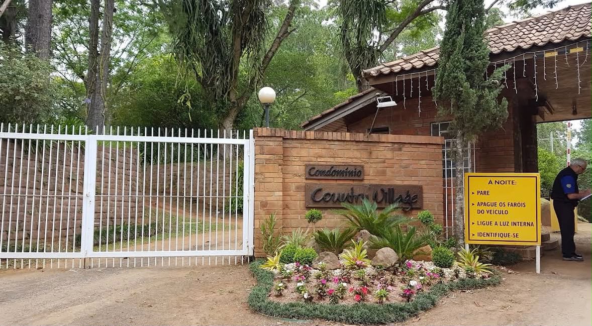 A Fração Ideal Condominial De 0,01351351251, Que Corresponde A Área De 20.120,3635 M², Parte De Um Do Todo Maior De Um Imóvel Constituído De Uma Área De Terras De 1.488.906,98 M². Correspondente Ao Lo — foto 2
