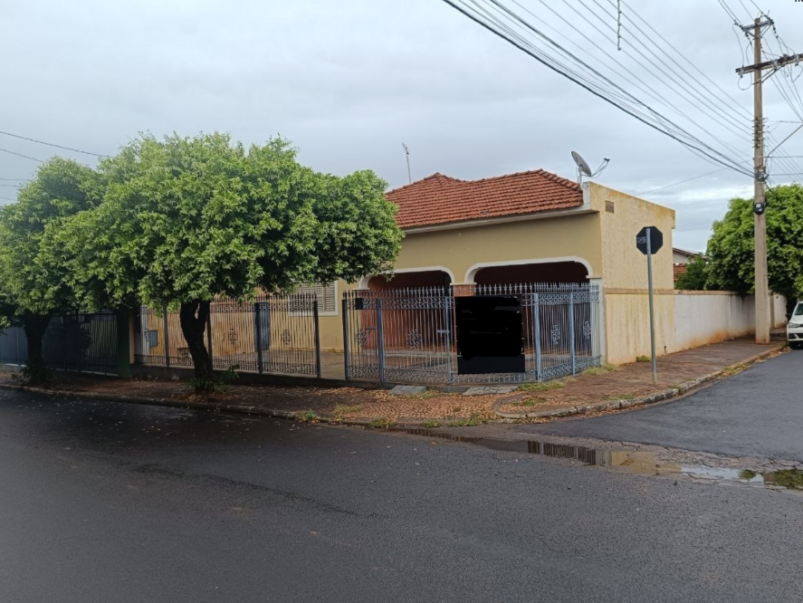 Casa 563,20m²- General Salgado/SP