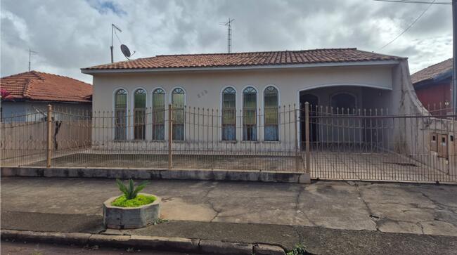 Imóvel C/ 360m² Em Arapongas/PR — foto 2