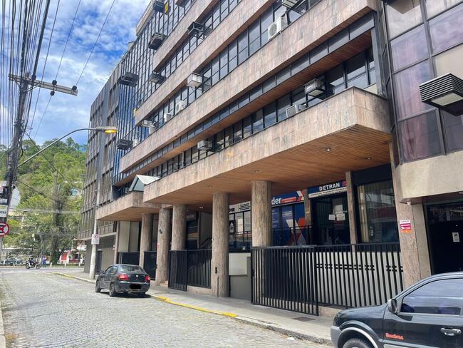 Sala Com 379m² No Centro De Nova Friburgo — foto 4