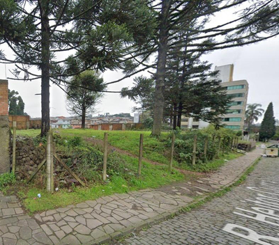 Terreno 1.488m² | DESOCUPADO | Caxias do Sul/RS | Bairro Madureira | Próx. ao Parque dos Macaquinhos | Excepcional Potencial p/ Incorporação! Desconto de 62% sobre a avaliação.