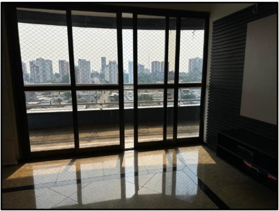 Apartamento | Área de 190,01m² | 1 Cozinha | Sala de Estar/Jantar | 2 Banheiros | 3 Suítes | 1 Área de Serviço | 1 Varanda | 3 Vagas de Garagem | Avenida Rio Mar, nº 686 | Bairro Nossa Sra. Das Graças | Manaus/AM Apartamento | Área de 190,0 — foto 4
