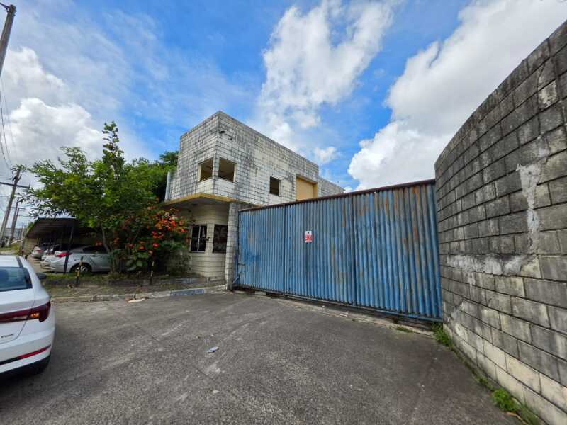 Lote 001 Imóvel Industrial - A.t. 7.800,00m² - A.c. 1.200,00m² - Camaçari/ BA