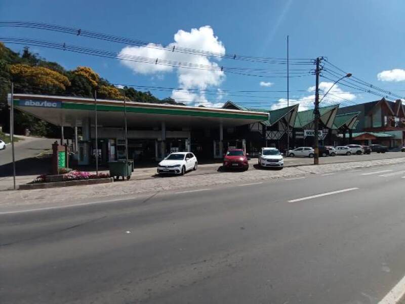 LOTE 001 Terreno com Edificações e Posto de Gasolina - Bairro Vila Suíça -Gramado/RS
