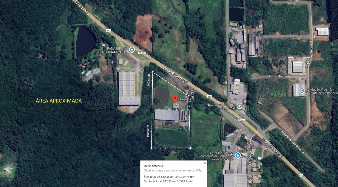 Terreno com Área de 36.538,00m², com Três Edificações em Farroupilha