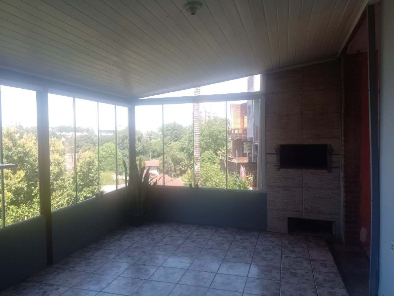 Prédio Residencial e Comercial (Dois Sobrados e Um Prédio Comercial) no Bairro Rondônia, Novo Hamburgo/RS — foto 4