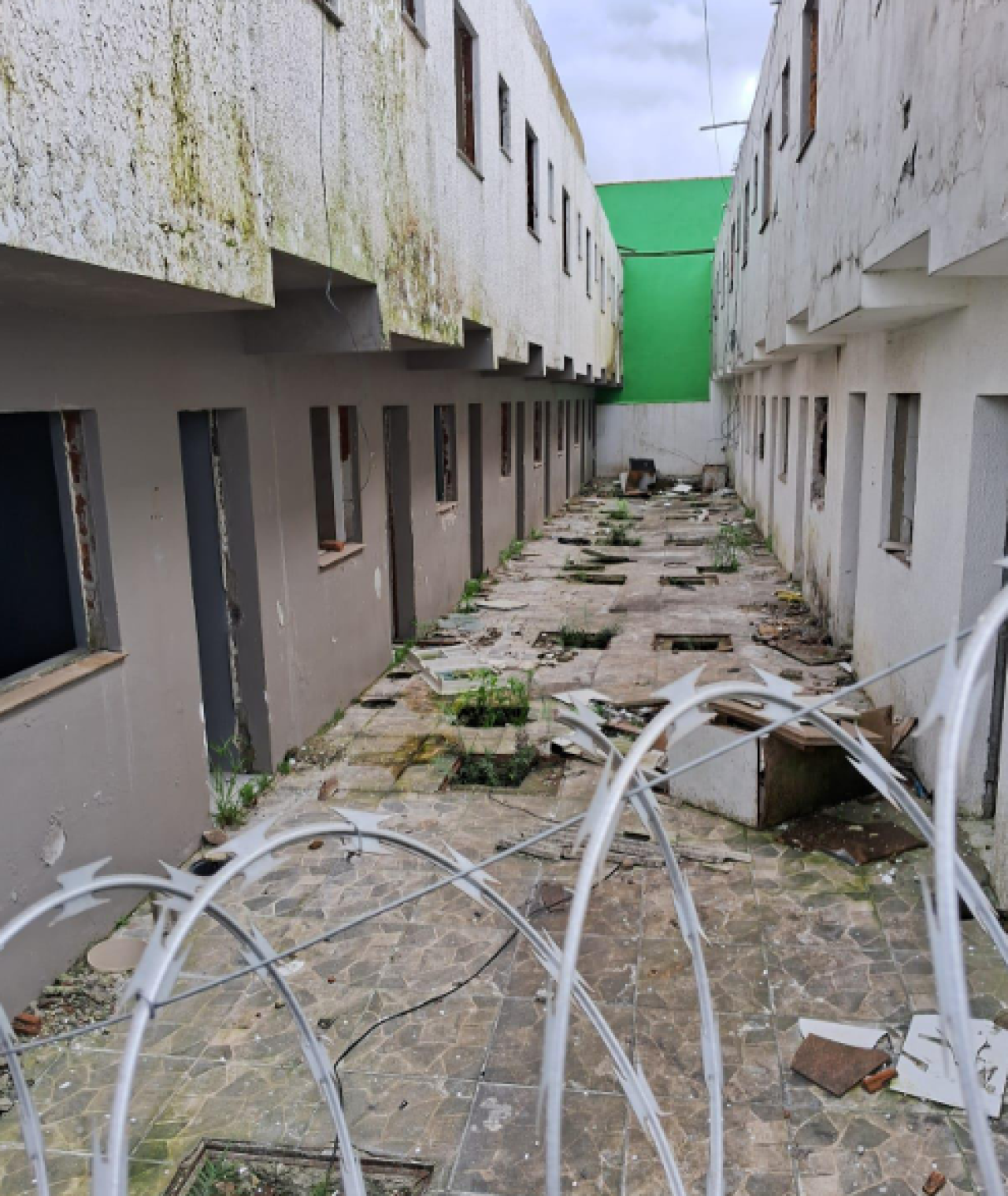 Prédio com 16 Unidades Habitacionais em Terreno de Esquina de 300m² em Pelotas/RS — foto 2