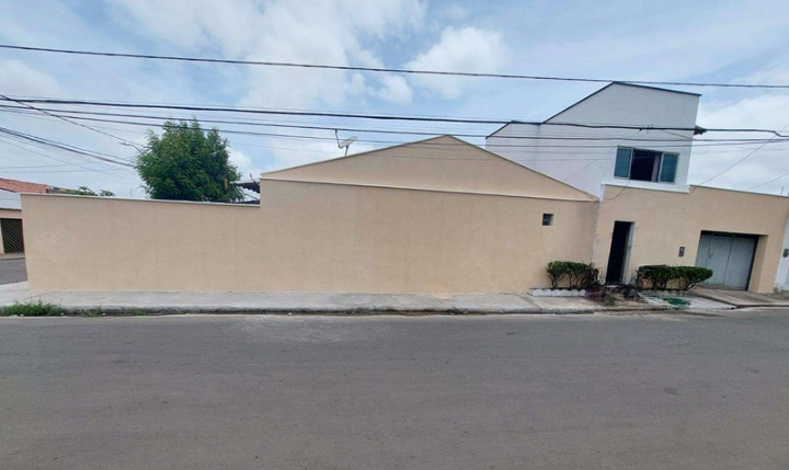 Casa com 77,57m² - Jardim São Cristóvão - (02)