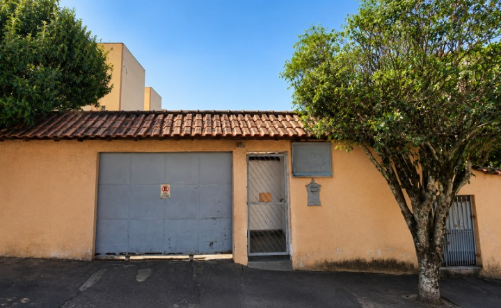 Apartamento com 50,94m² - Vila Lavínia - (02)