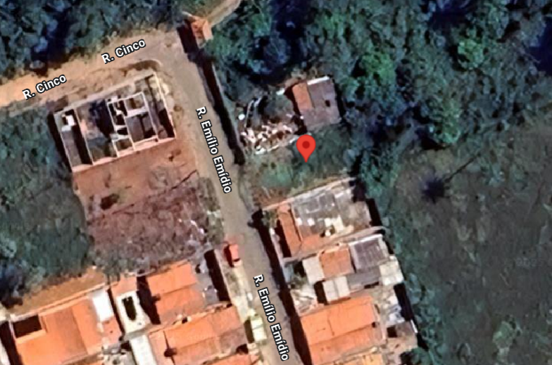 Terreno com 200,00m² - Sítio Santa Rosa