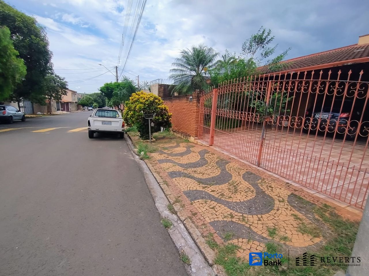 Casa com 214,46 m² - Pq Res. Itamaraty — foto 2