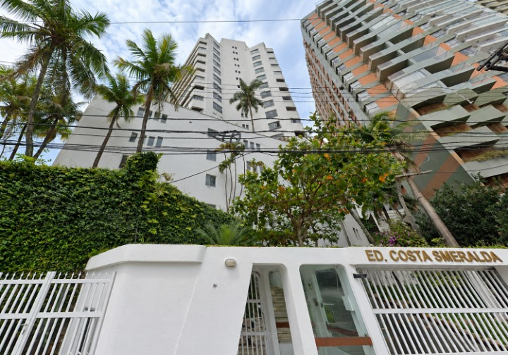 Apartamento na Cobertura com 231,04 m² - Jd. Astúrias