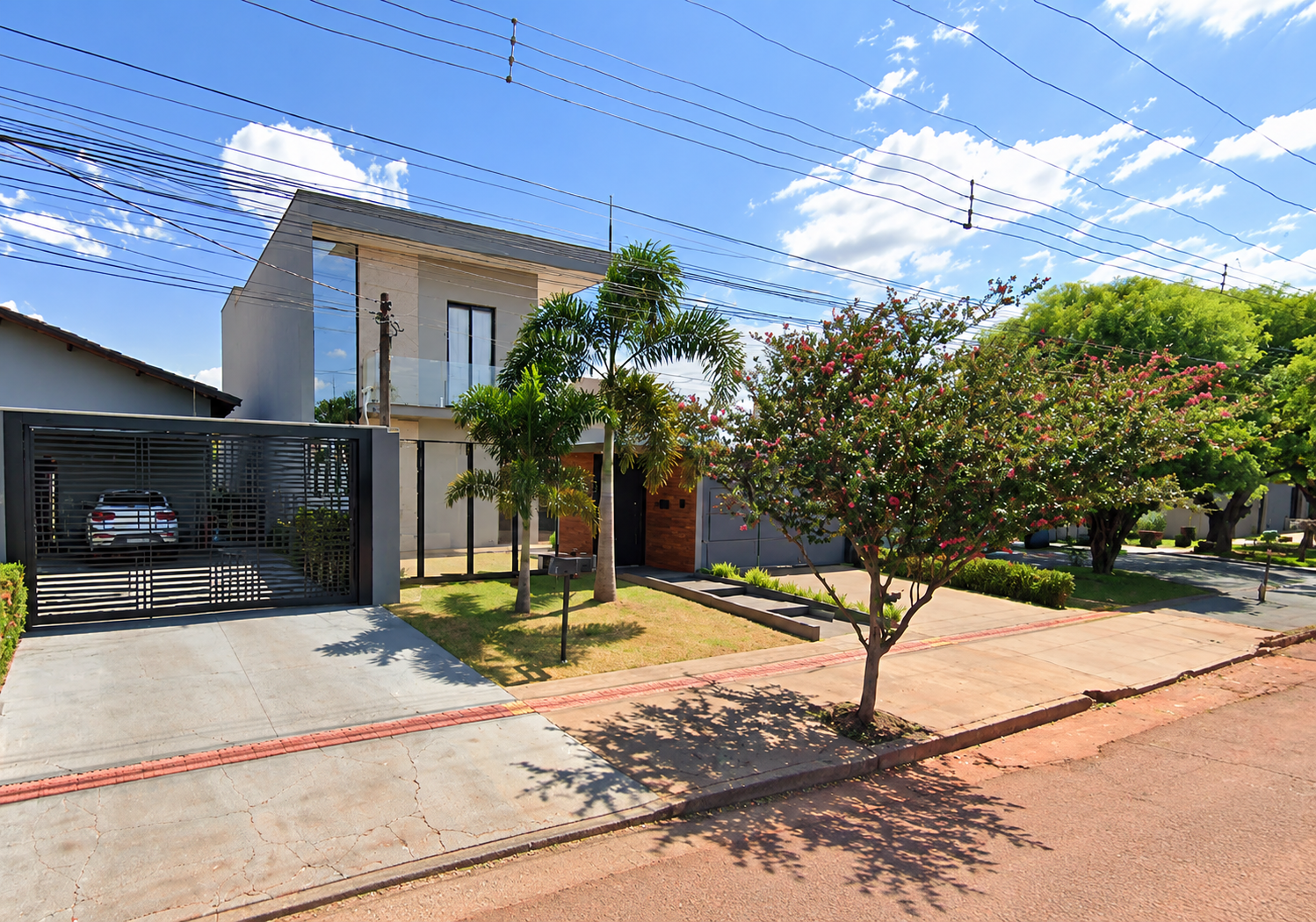 Casa com 253,26 m² - Parque Alvorada — foto 2