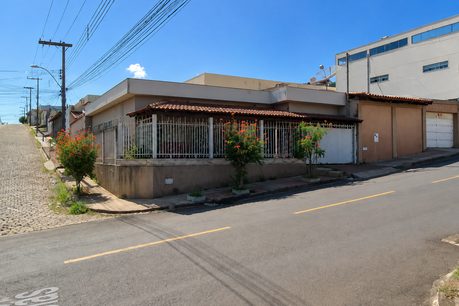 Casa com 125,00 m² - Polivalente