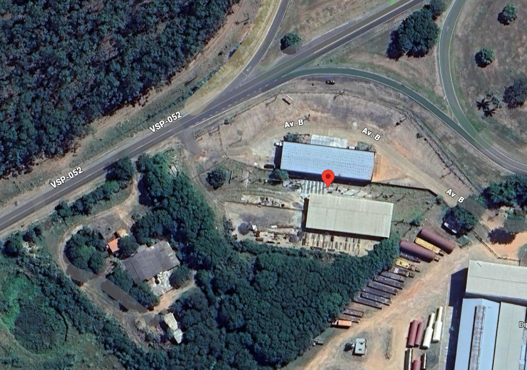 Galpões com área total const. de 1.727,72 m² — foto 2