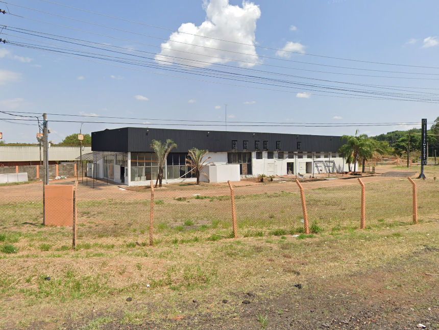 Galpões com área total const. de 1.727,72 m² — foto 4