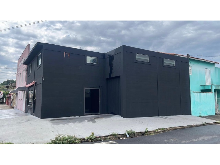Prédio Comercial à venda em leilão — foto 2