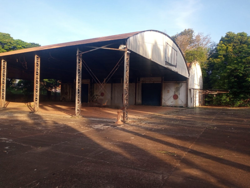 Galpão à venda em leilão — foto 2