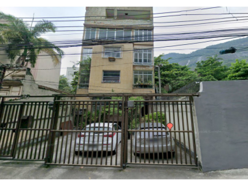 Apartamento à venda em leilão