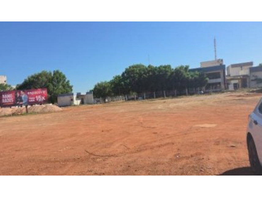Terreno à venda em leilão