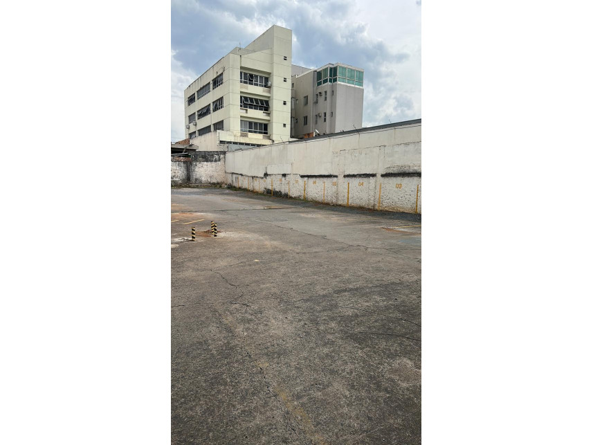 Casa (Comercial) à venda em leilão — foto 3